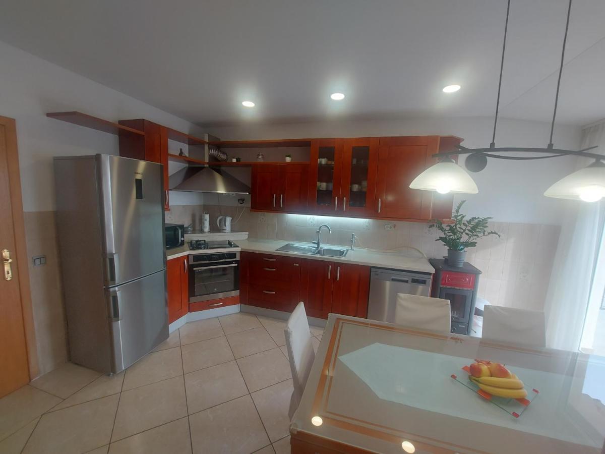 Apartman Mb Podstrana Exterior foto