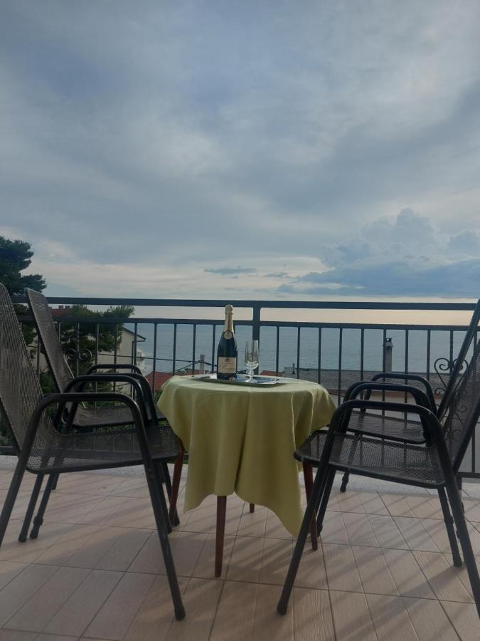 Apartman Mb Podstrana Exterior foto