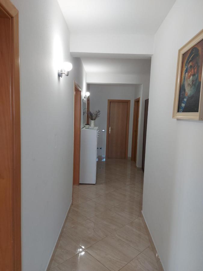 Apartman Mb Podstrana Exterior foto
